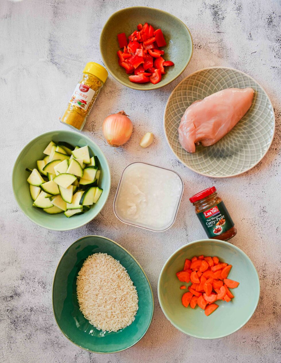 Hähnchen Curry mit Gemüse &amp; Kokosmilch - Mycarbcrew