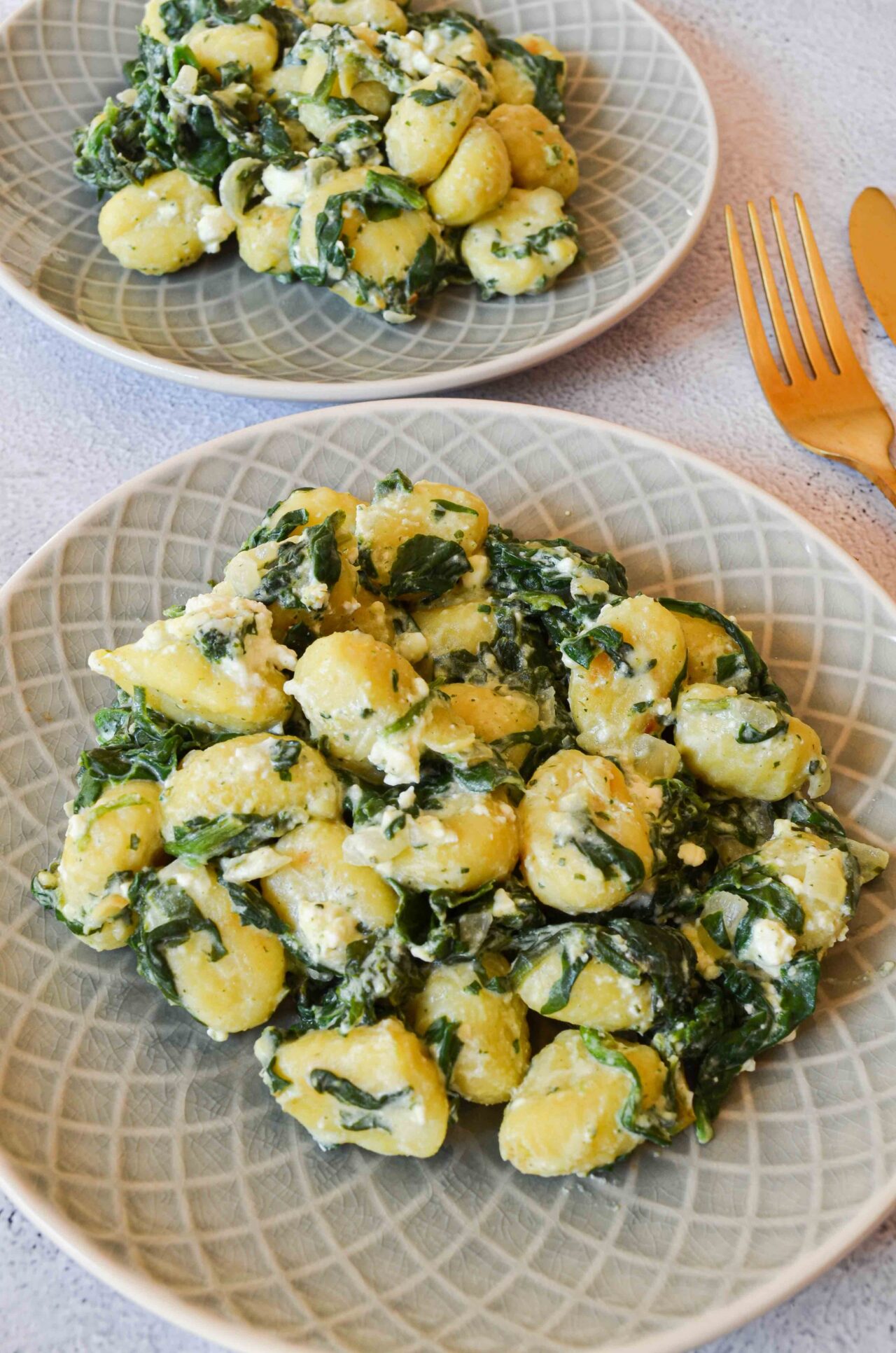 Gnocchi Pfanne mit Spinat und Feta - einfach &amp; schnell - Mycarbcrew